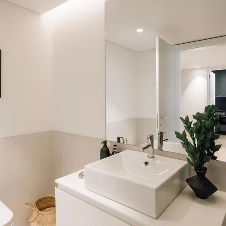 Gale - 1 Bedroom And Pool In Areeiro * Lisbon